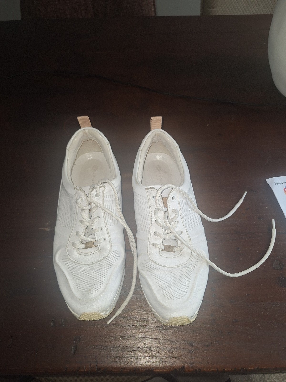 Witte sneaker Fred de la Bretoniere mt 40, Fred de la Bretoniere, Wit, Ophalen of Verzenden, Sneakers of Gympen