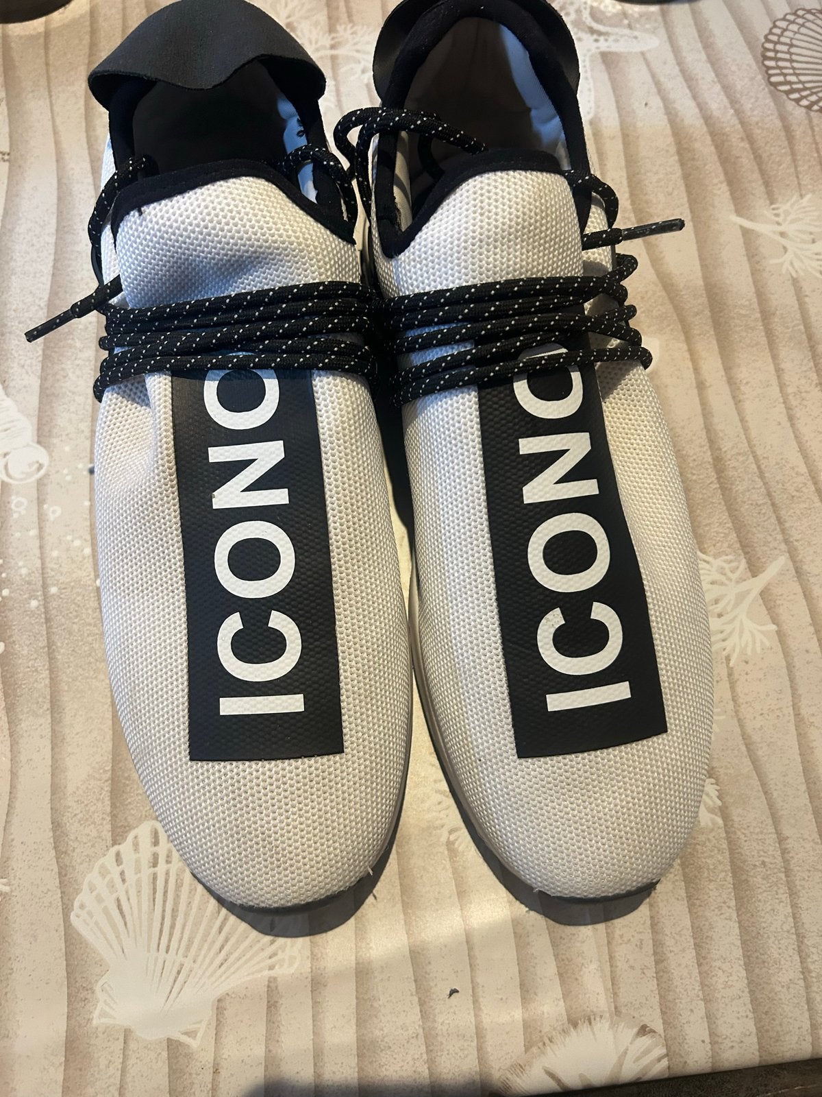 Icono Couture Sneakers Maat 43 - Wit/Zwart, Kleding | Heren, Schoenen, Ophalen of Verzenden, Zo goed als nieuw, Wit, Sneakers of Gympen