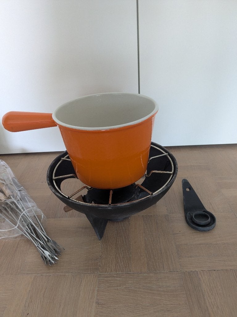 Le Creuset fondue set, Huis en Inrichting, Keuken | Potten en Pannen, Gebruikt, Gietijzer, Overige typen, Le Creuset