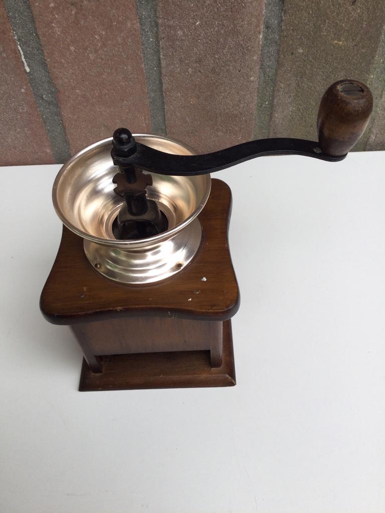 Antieke koffiemolen, Antiek en Kunst, Antiek | Keukenbenodigdheden, Ophalen