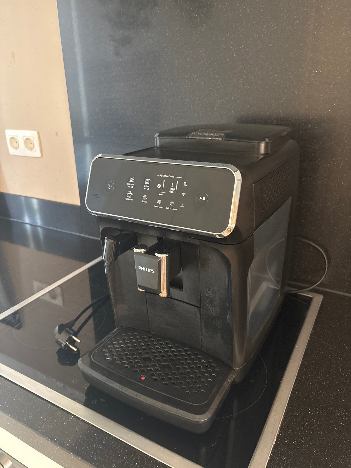 Philips 2200 serie volautomatische espressomachine, Afneembaar waterreservoir, Espresso apparaat, Zo goed als nieuw, 4 tot 10 kopjes