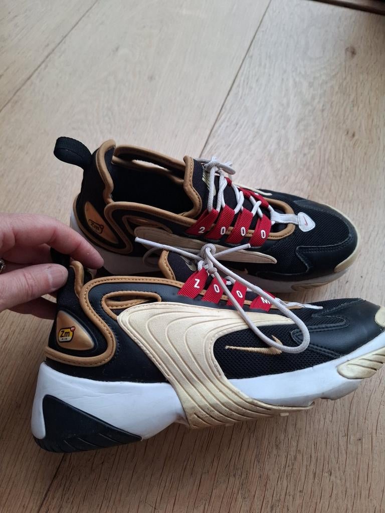 Nike Zoom 2K Sneakers Zwart Goud Rood 37.5, Zwart, Nike, Ophalen of Verzenden, Sneakers of Gympen