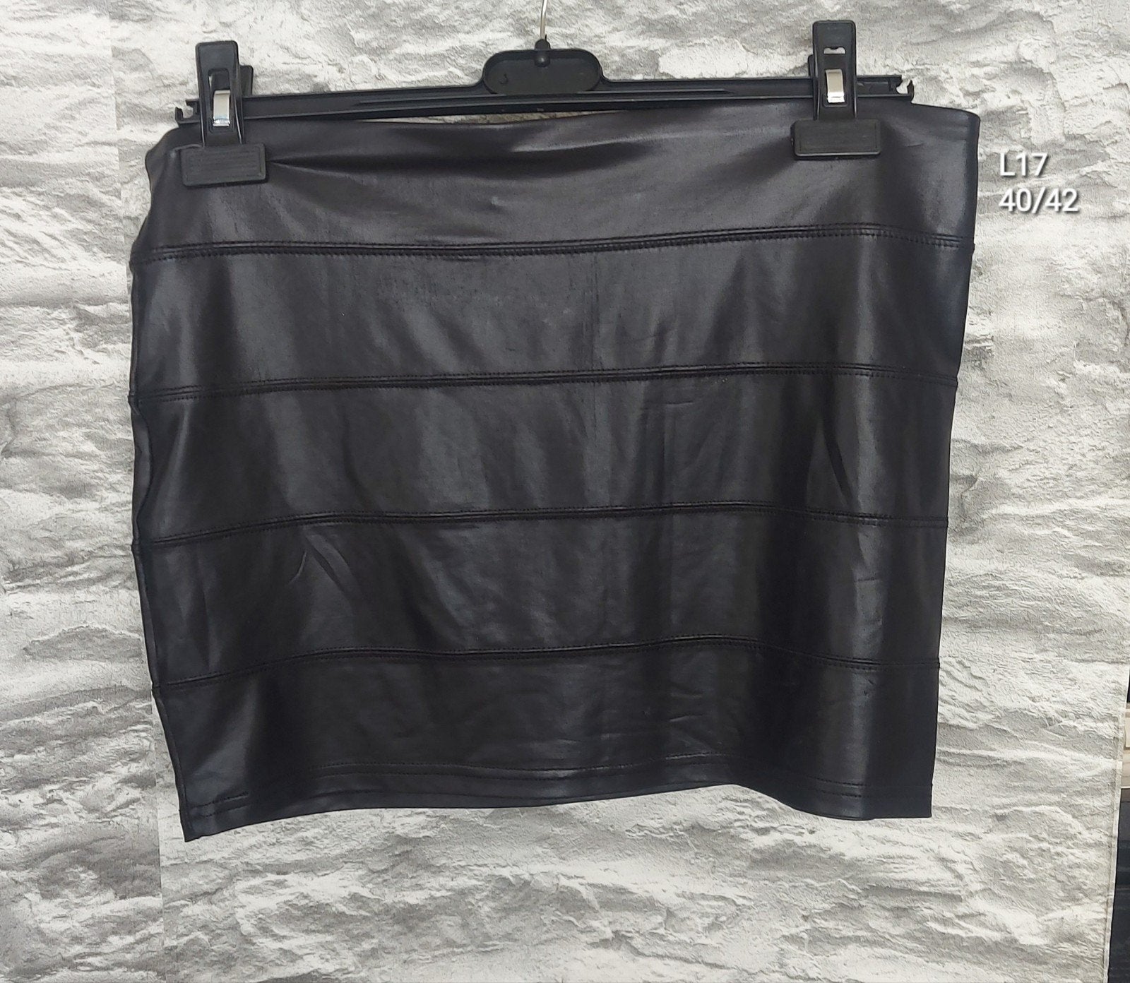 Sexy /kinky wetlook minirok 40/42, Zwart, Maat 42/44 (L), Ophalen of Verzenden, Zo goed als nieuw