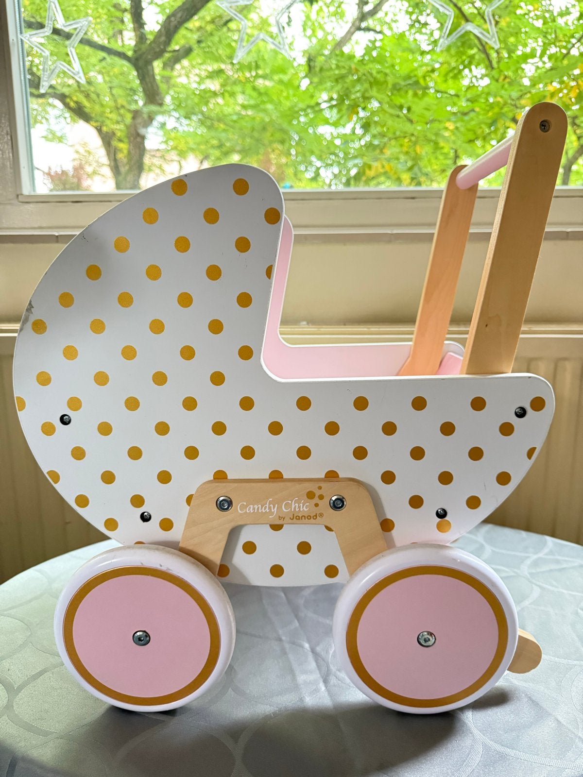 Houten Poppenwagen Candy Chic met Babypop en Accessoires, Ophalen, Zo goed als nieuw, Babypop