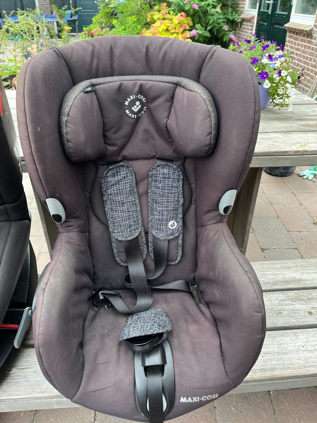 Maxi cosi Axiss autostoel 9-18 kg draaibaar, Kinderen en Baby's, Autostoeltjes, Ophalen, 9 t/m 18 kg, Slaapstand, Maxi-Cosi