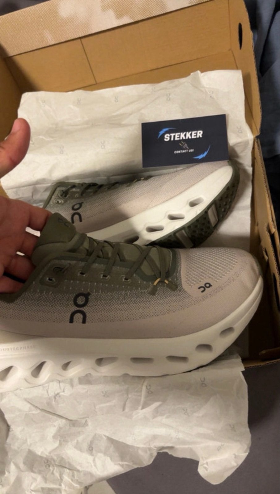 On cloudtilt olive green maat 43,44, Ophalen of Verzenden, Nieuw, Overige kleuren, Sneakers of Gympen