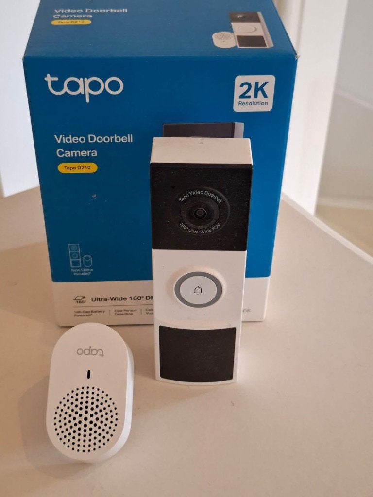 Tapo D210 Video Deurbel Camera met 2K Resolutie, Ophalen of Verzenden, Bewegingsdetectiesensor, Zo goed als nieuw, Draadloos