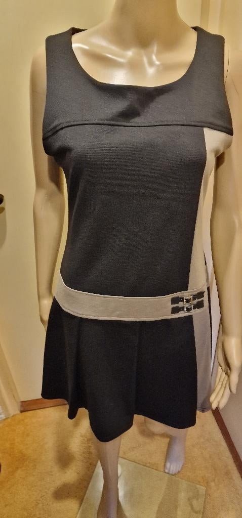 Zwart charleston look jurkje Maat M, Kleding | Dames, Maat 38/40 (M), Zwart, Ophalen of Verzenden, Boven de knie