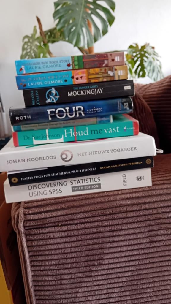 Diverse boeken: fictie, non-fictie, yoga en statistiek, Ophalen of Verzenden, Gelezen, Diverse auteurs