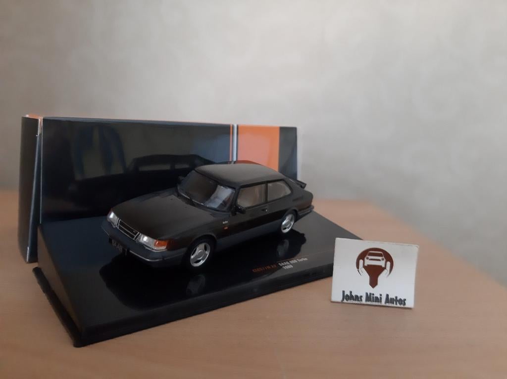 Saab 900 Turbo 1988 Zwart - IXO 1:43