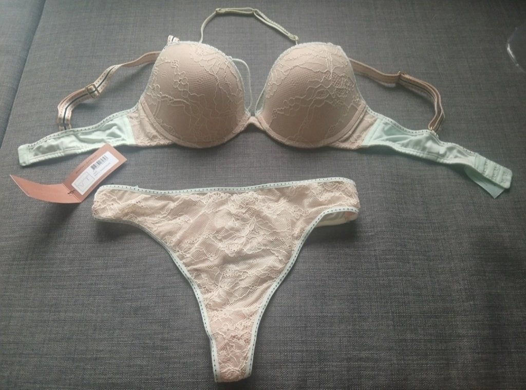 Marlies Dekkers Set Kunoichi 75C Push Up Bra + Thong L, Ophalen of Verzenden, Zwart, BH