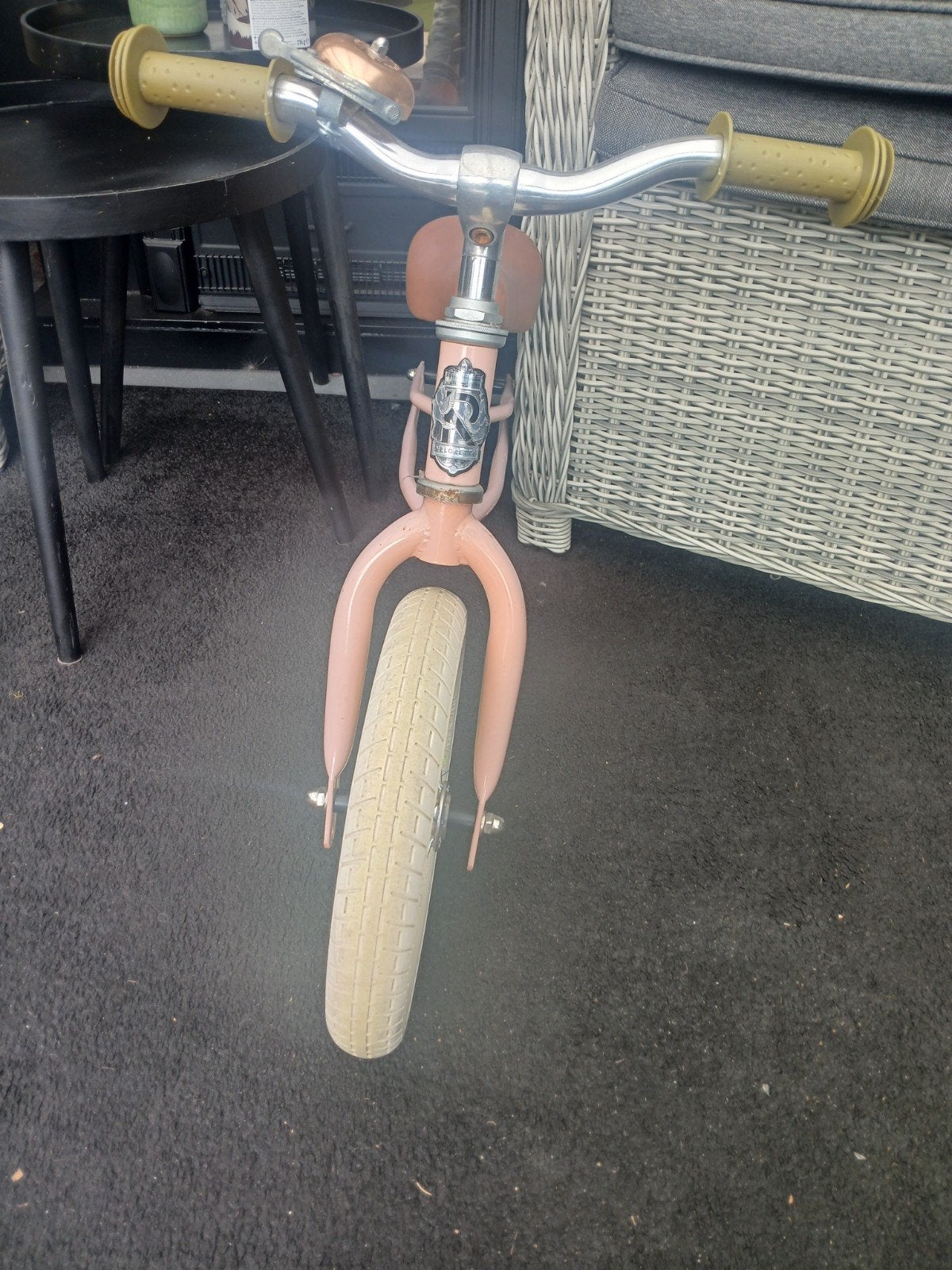 Veloretti loopfiets roze - Zo goed als nieuw, Ophalen, Zo goed als nieuw