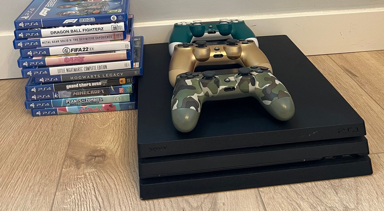 PS4 Pro 1TB + 3 controllers + 11 games complete set, Ophalen of Verzenden, 1 TB, Pro, Met 3 controllers of meer