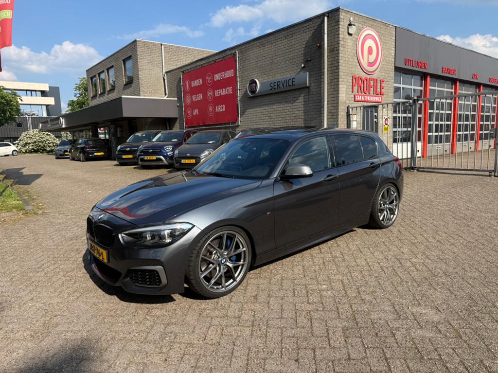 BMW M140i xDrive I Pano I Milltek I BBS I 360* I 420PK I H&K, Auto's, BMW, Alcantara, 340 pk, 14 km/l, Vierwielaandrijving