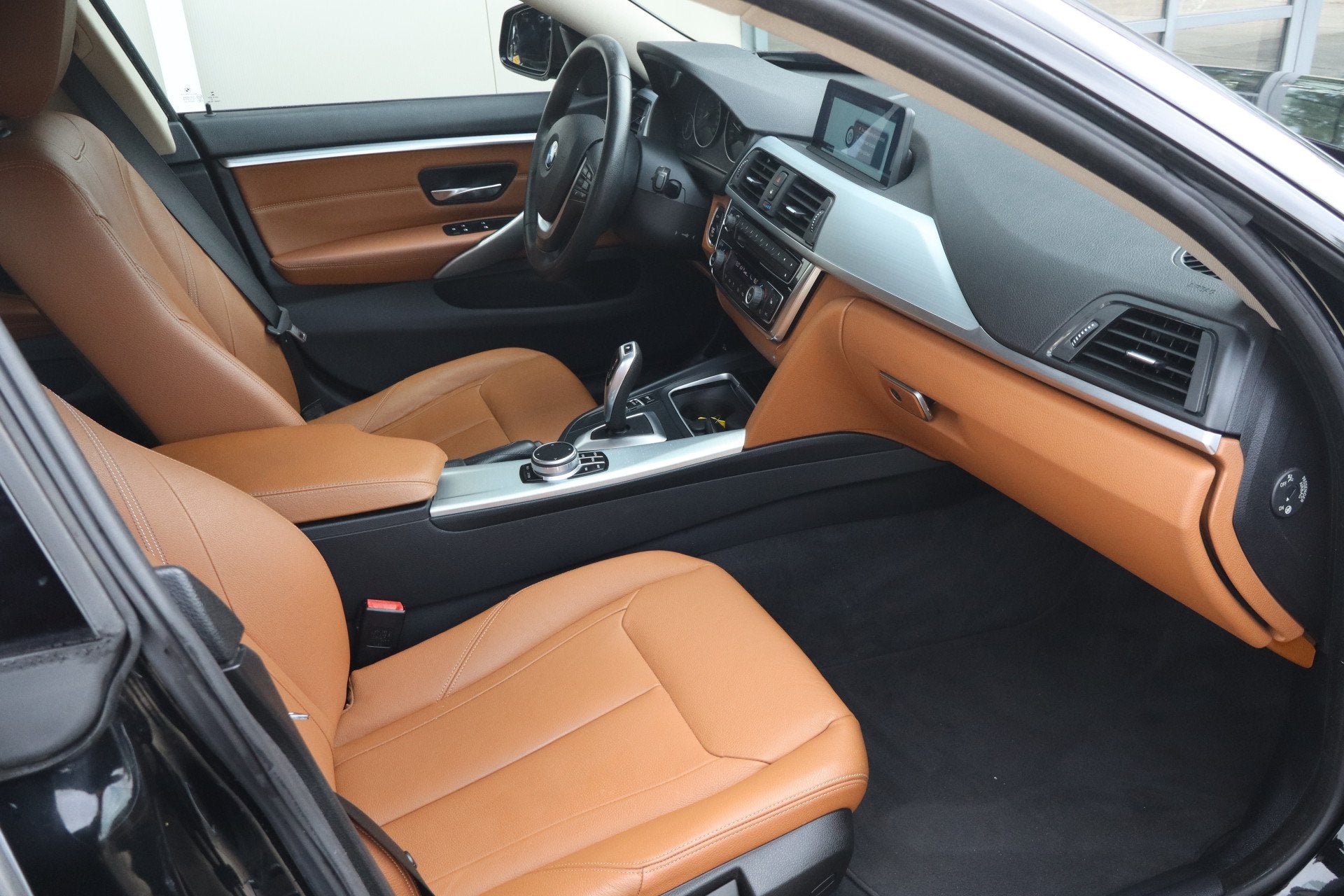 BMW 4 Serie Gran Coupé 418i Centennial High Executive - NL-, Auto's, Gebruikt, Euro 6, Zwart, 3 cilinders