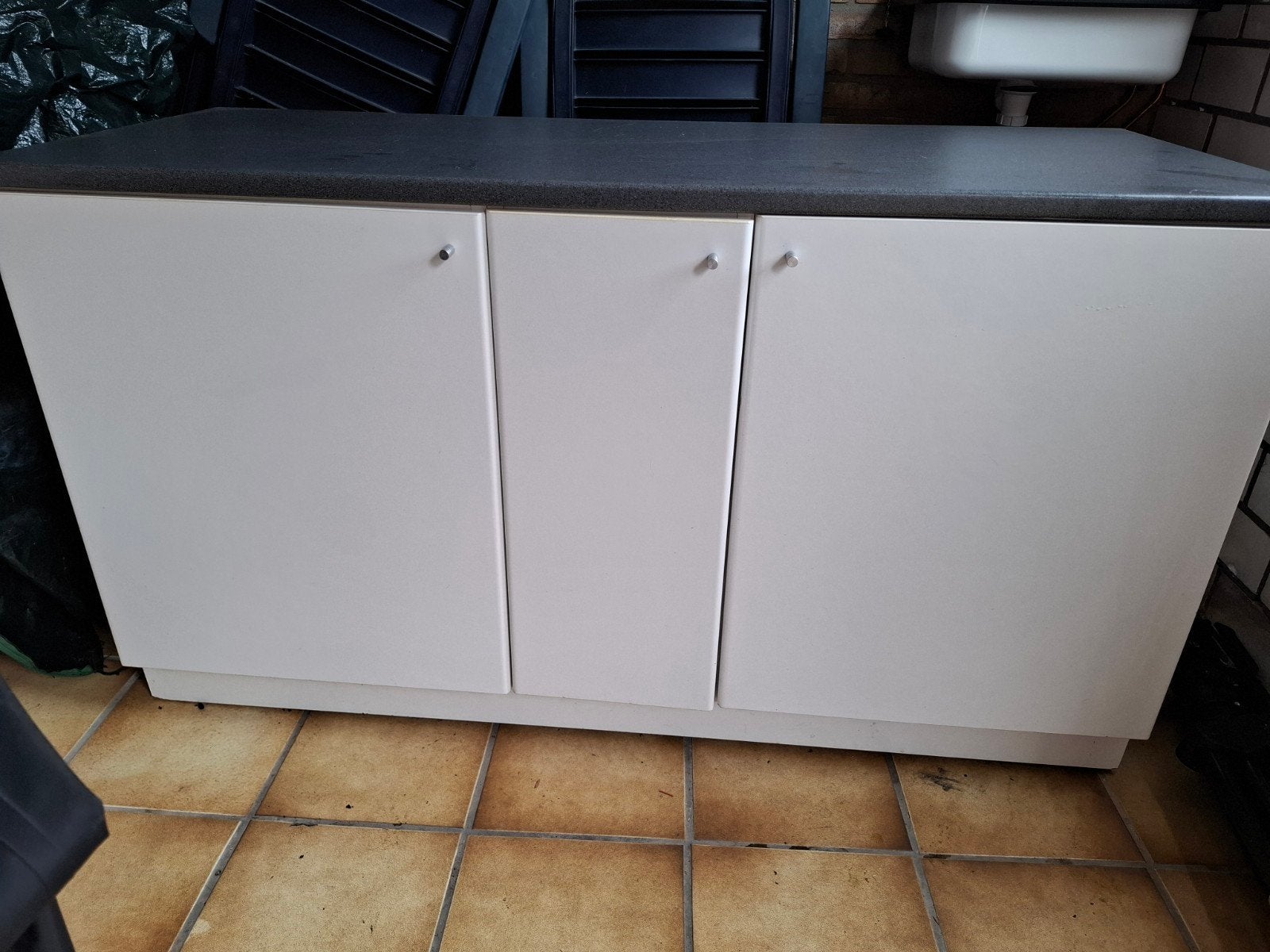 Verrijdbare kast/dressoir/aanrechtblok op wielen, Huis en Inrichting, Kasten | Roldeurkasten en Archiefkasten, Ophalen, Gebruikt