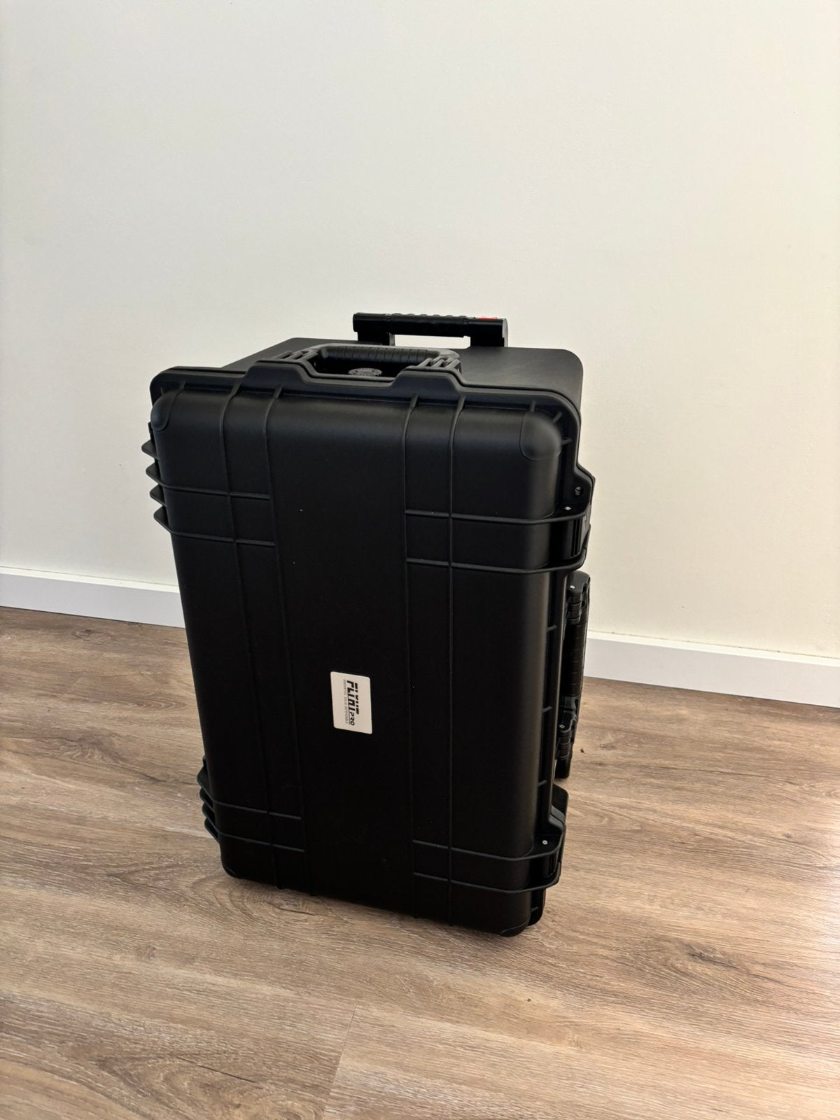 Flyht Pro WP Safe Box 8 IP65, Muziek en Instrumenten, Behuizingen en Koffers, Zo goed als nieuw, Overige instrumenten, Ophalen