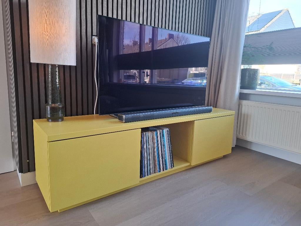 Tv-meubel van ikea (BYAS), Huis en Inrichting, Kasten | Televisiemeubels, Ophalen, Gebruikt, 150 tot 200 cm, Minder dan 100 cm