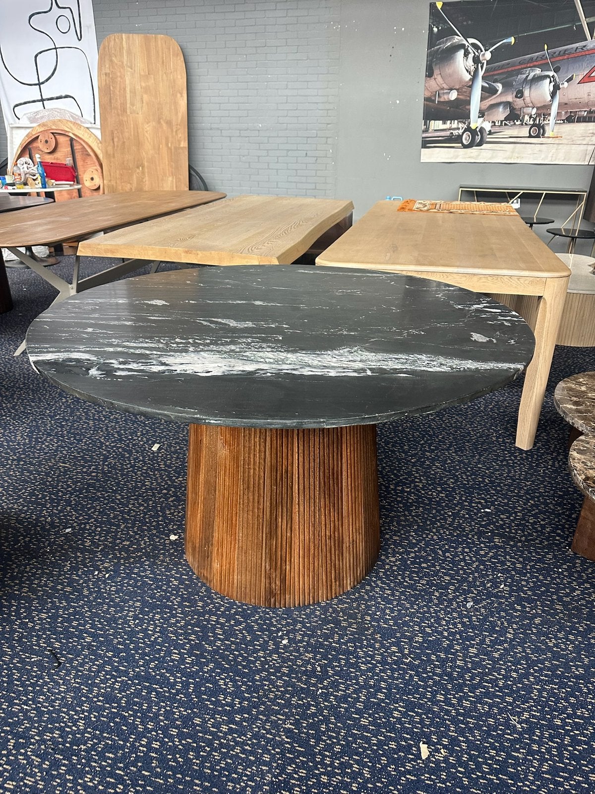 Eleonora Maxime eettafel & salontafel mangohout marmer, Ophalen of Verzenden, Nieuw, Rond, 100 tot 150 cm
