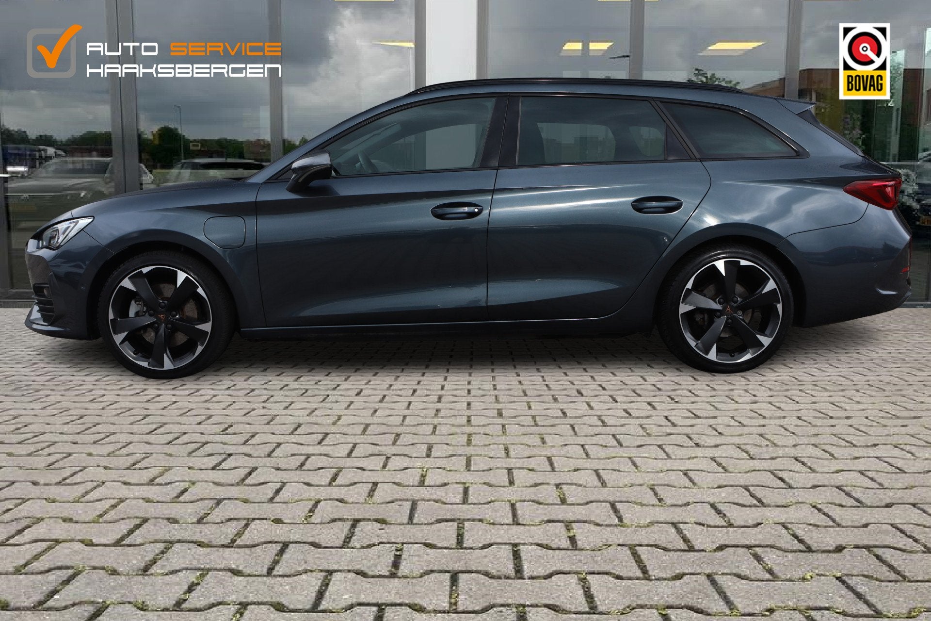 CUPRA Leon Sportstourer 1.4 e-Hybrid Business | ACC | Camera, Auto's, Gebruikt, Zwart, 4 cilinders, 1589 kg