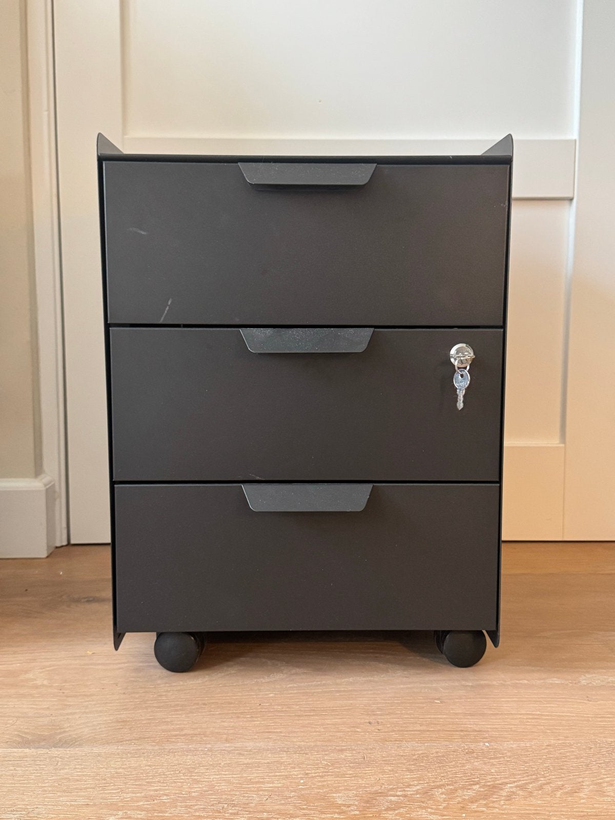 IKEA Trotten zwart ladeblok op wielen met slot, Minder dan 50 cm, Gebruikt, Ophalen of Verzenden, 3 of 4 laden