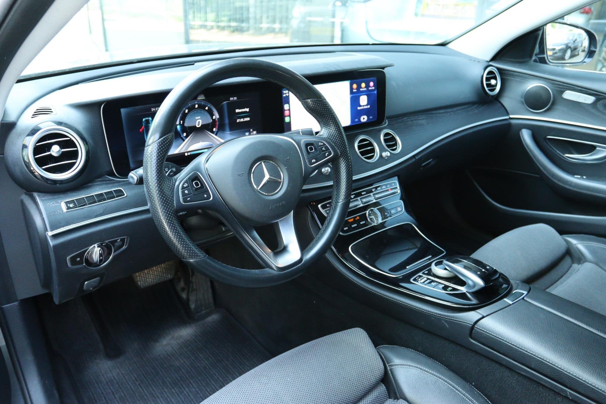 MERCEDES-BENZ E-KLASSE ESTATE 220D PRESTIGE PLUS AUT. | CARP, Auto's, Automaat, Achterwielaandrijving, Gebruikt, Leder
