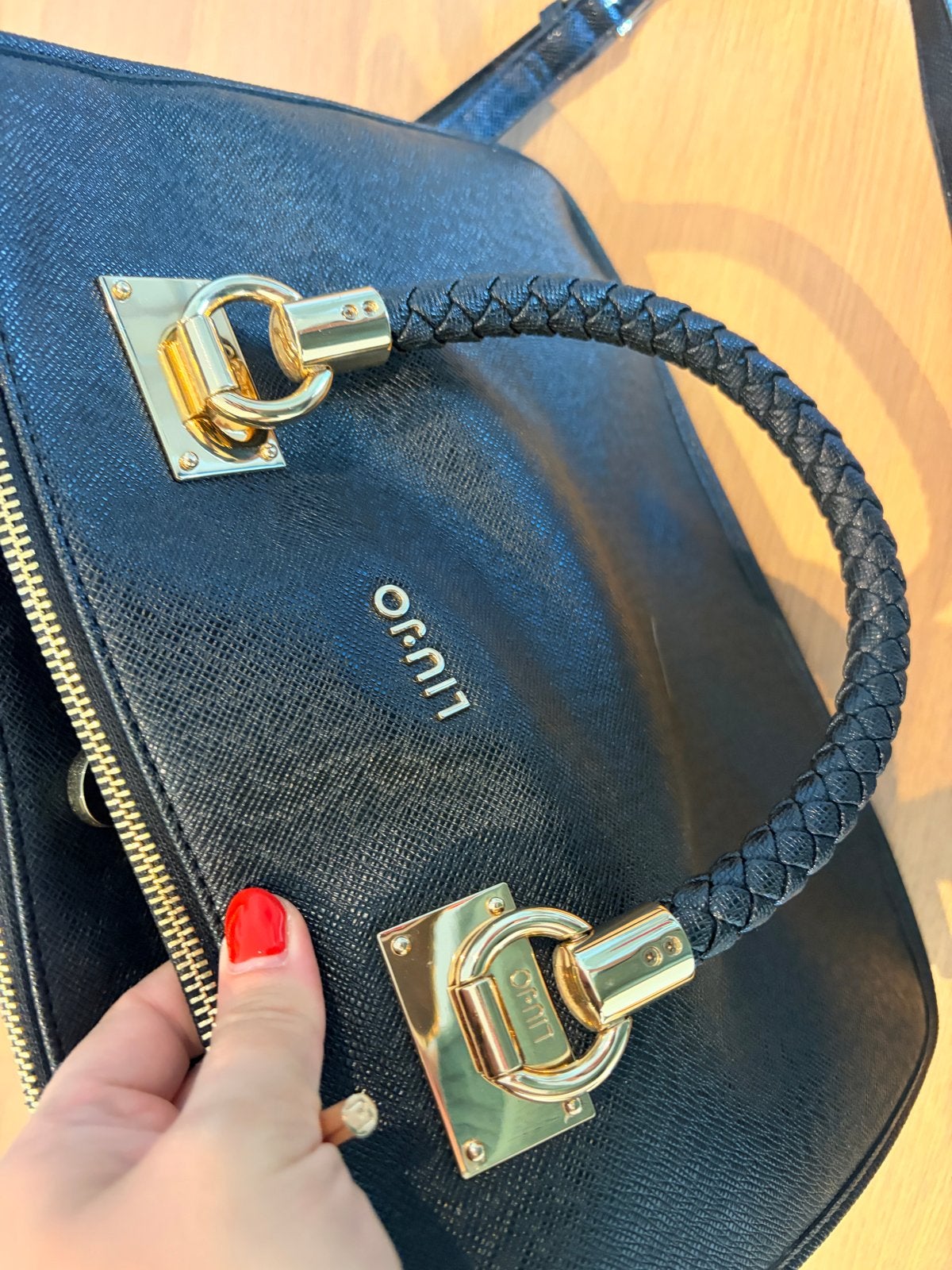Liu Jo Handtas Zwart - Elegant en Stijlvol, Ophalen, Zo goed als nieuw, Zwart, Handtas