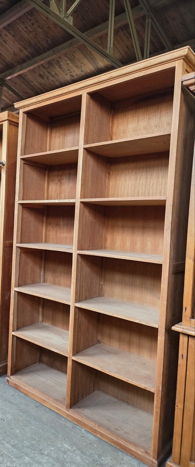 prachtige boekenkast ~ bibliotheekkast ~wandkast ~vakkenkast