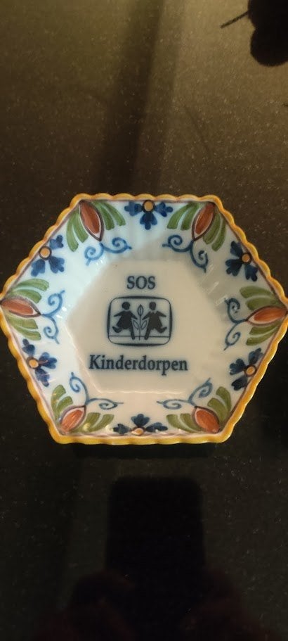 schaaltje S.O.S. kinderdorpen, Ophalen of Verzenden, Zo goed als nieuw