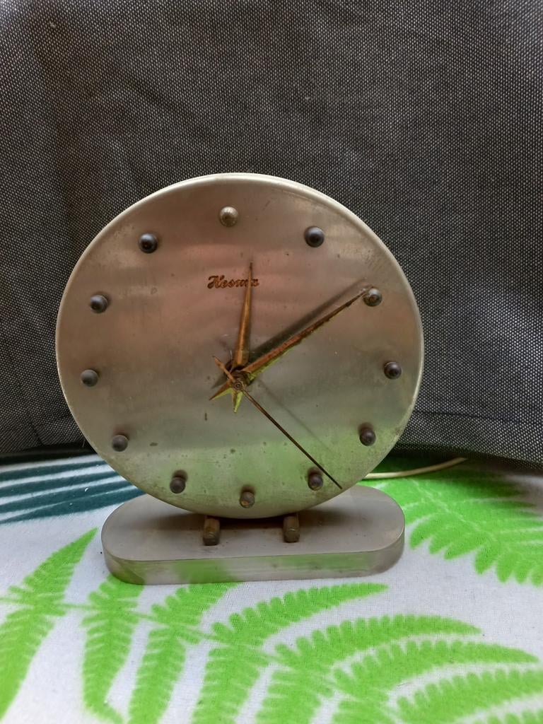 Vintage elektrisch klokje van Kesma., Antiek en Kunst, Antiek | Klokken, Ophalen of Verzenden