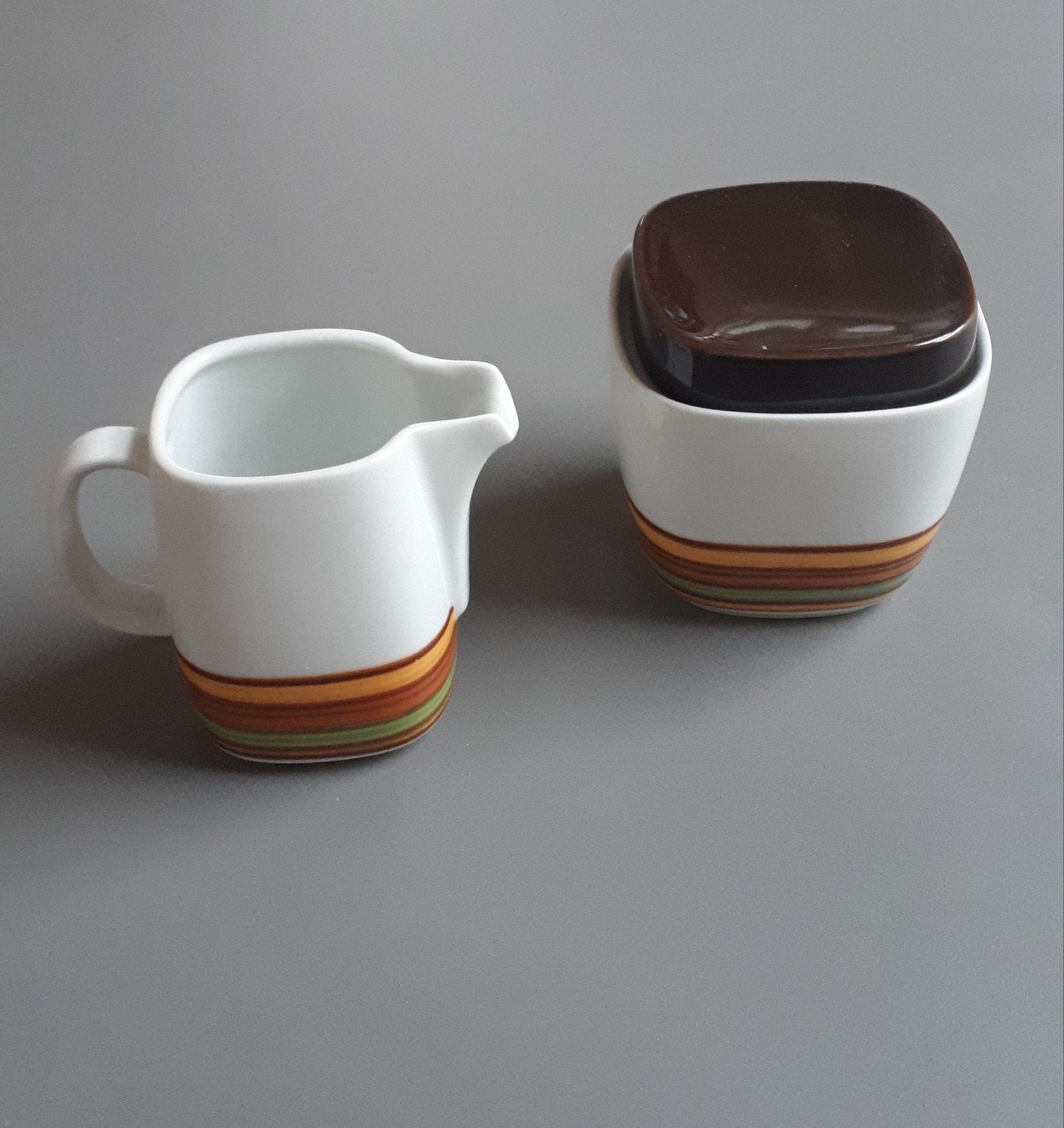Van Nelle - suikerpot en melkkannetje. Vintage, Gebruikt, Overige typen, Ophalen of Verzenden, Overige stijlen