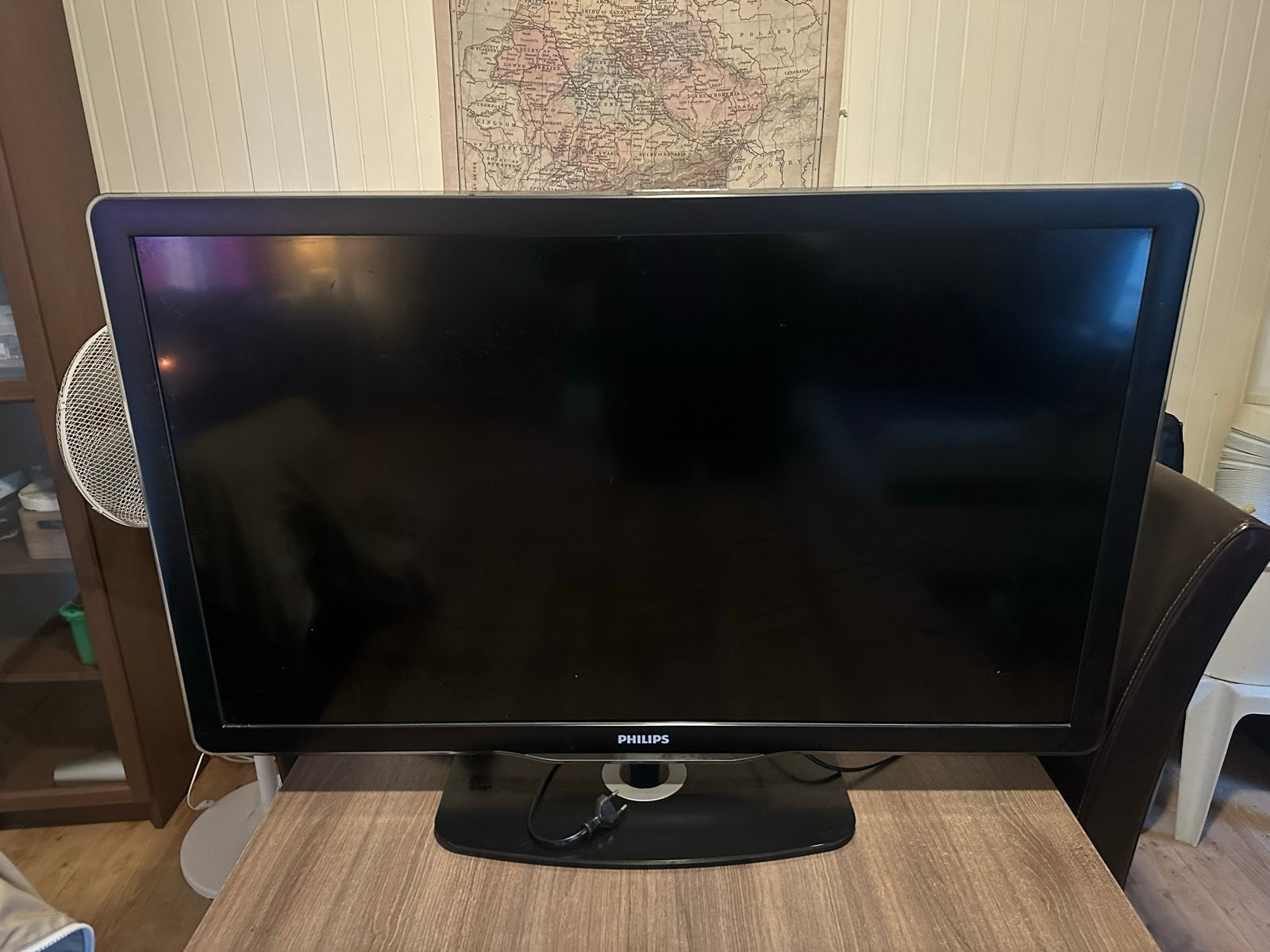 Philips 42 inc. Full HD LCD TV + Ambilight, Ophalen, Philips, Gebruikt, 50 Hz