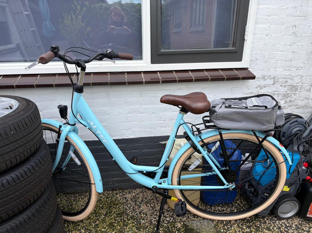Leuke dames fiets altec metro, Ophalen, Zo goed als nieuw, Overige merken