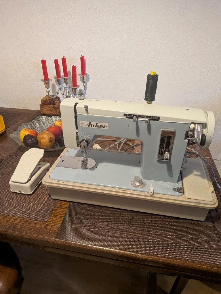 Naaimachine merk Anker, Ophalen, Gebruikt, Naaimachine, Overige merken