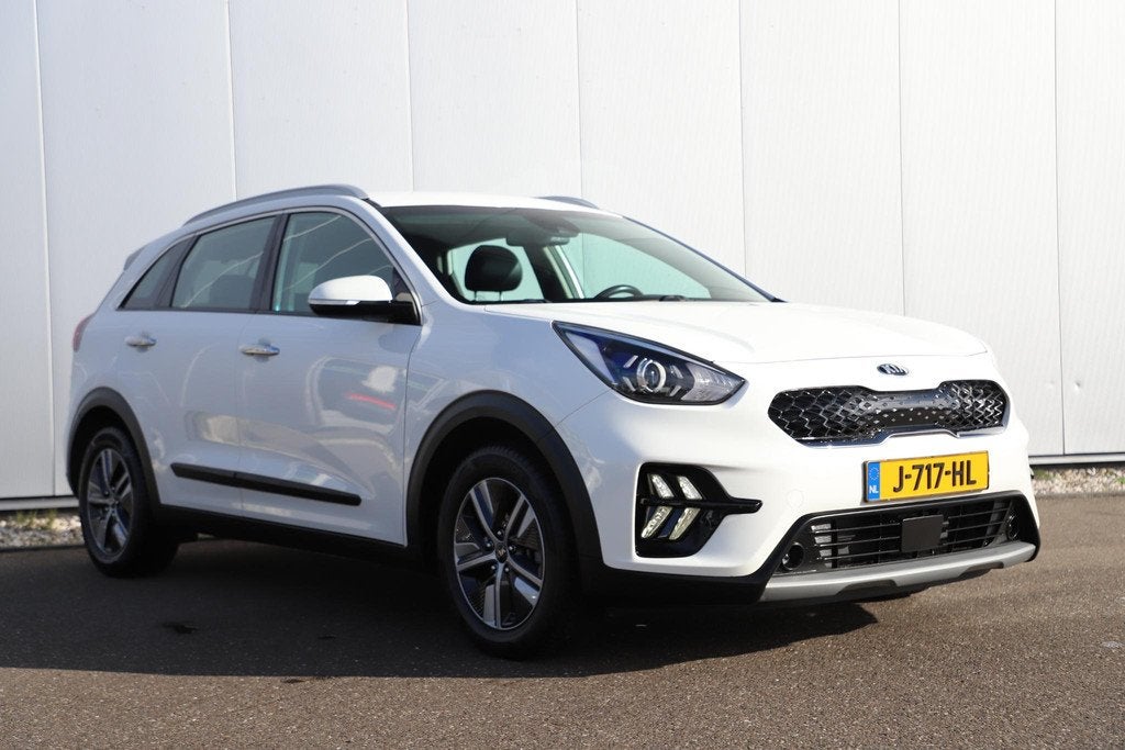 Kia Niro 1.6 GDi Hybrid DynamicLine Half Leder Carplay Andro, Auto's, Kia, Gebruikt, Euro 6, Leder en Stof, Wit