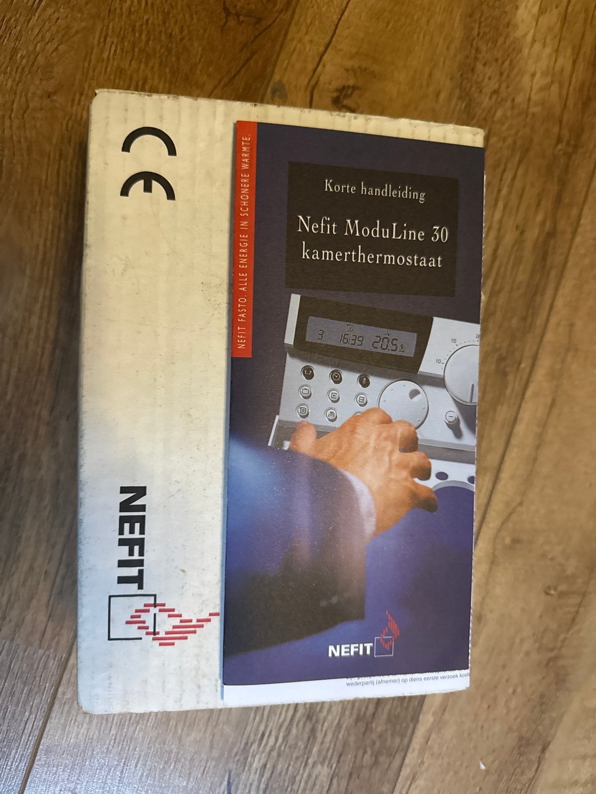 Nefit ModuLine 30 Kamerthermostaat - doos, Ophalen of Verzenden, Slimme thermostaat, Gebruikt