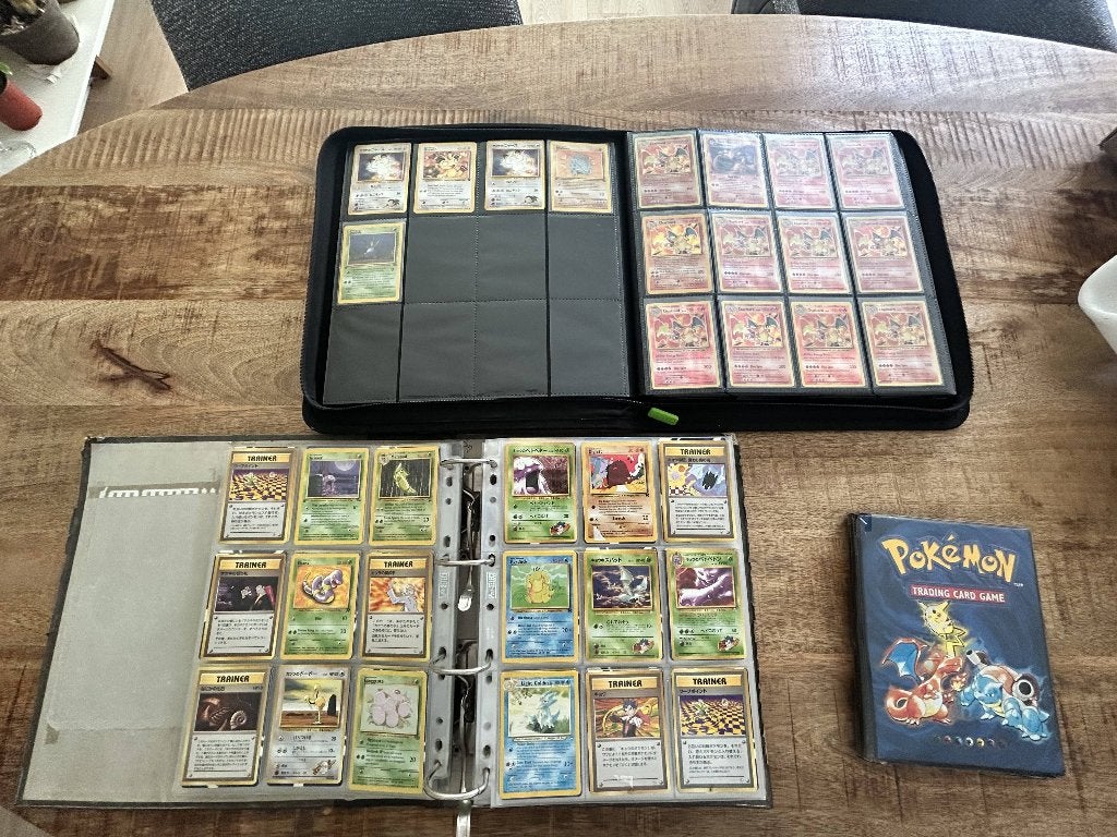 12x Charizard (Base Set, 1st Ed Dark) + 3 Binders (800+), Hobby en Vrije tijd, Verzamelkaartspellen | Pokémon, Ophalen, Gebruikt