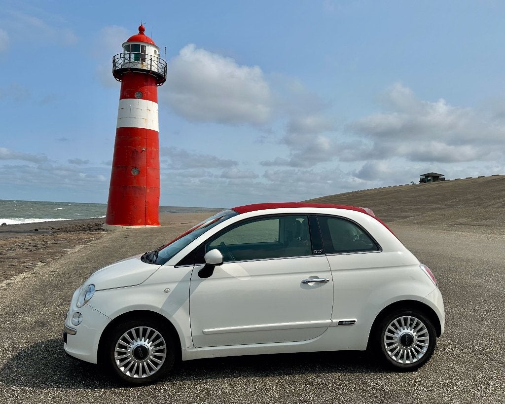 Fiat 500C Twinair Turbo 85pk 2013 Wit, Auto's, Euro 5, 31 €/maand, Cabriolet, Leder en Stof