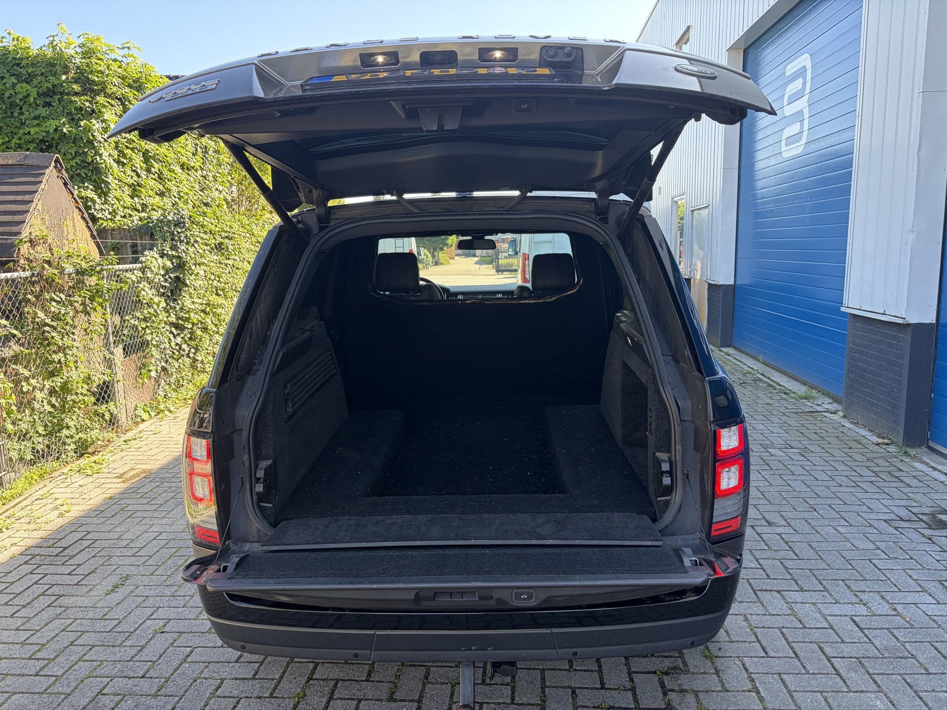 Land Rover Range Rover Vogue 4.4 SDV8 Euro6 AWD | Grijs Kent, Auto's, Automaat, Gebruikt, Bedrijf, Diesel