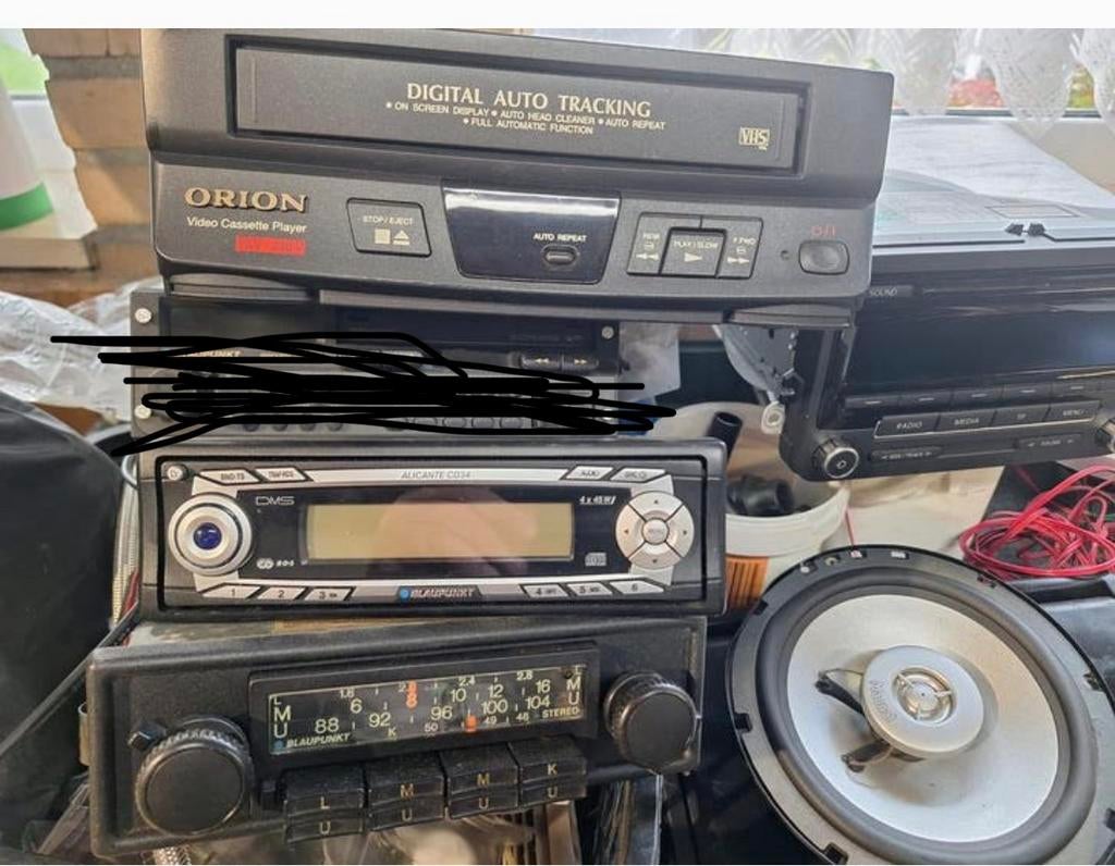 Diverse autoradio’s, Verzenden, Zo goed als nieuw