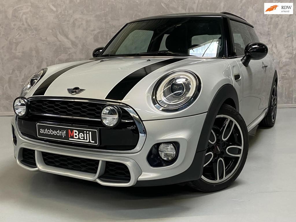 Mini Mini 1.5 Cooper Business /JWC Pakket /Harman kardon/ Na, Voorwielaandrijving, 136 pk, Gebruikt, Euro 6