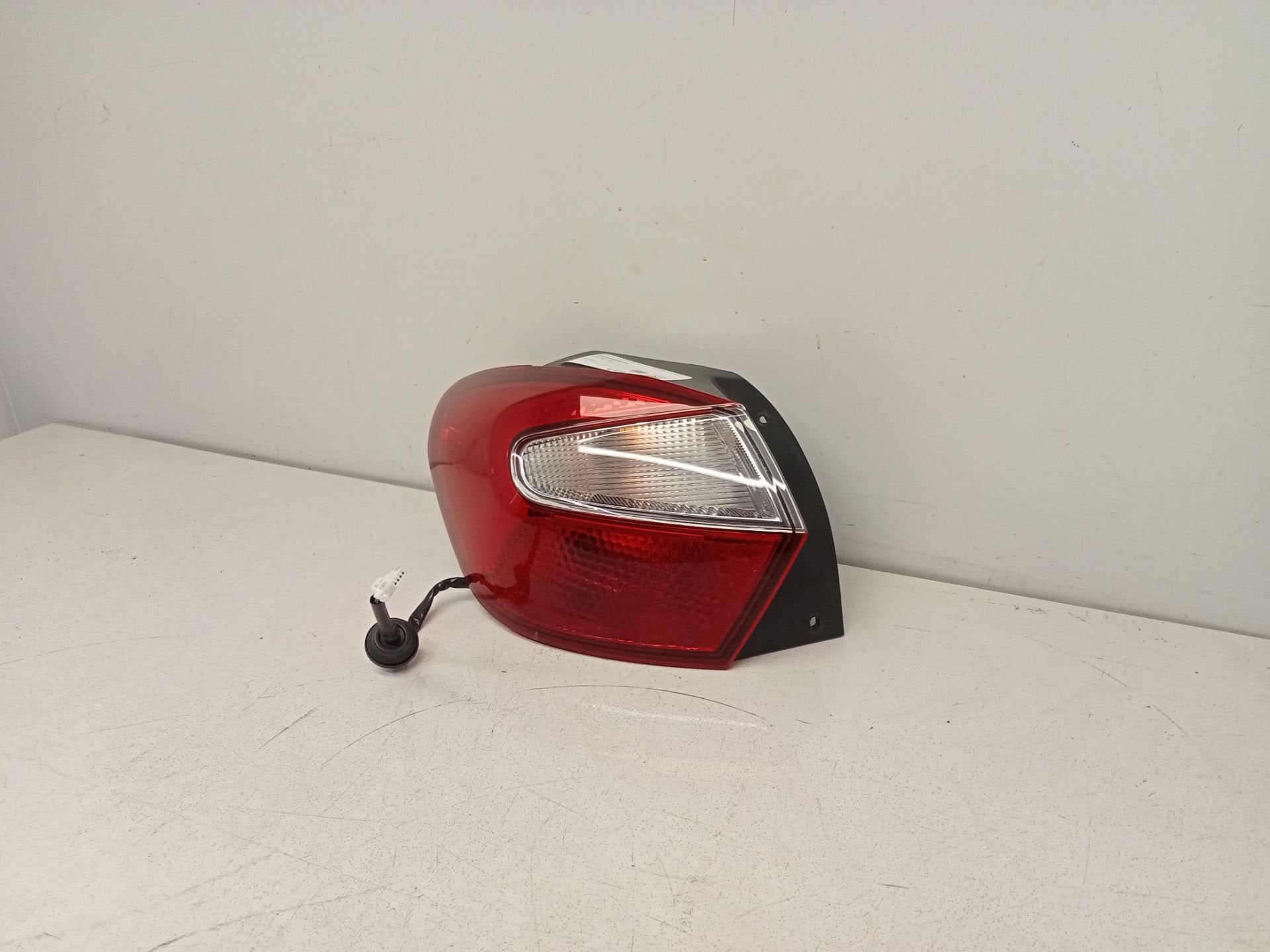 Hyundai i10 Achterlamp links 2019+ 02086099900010 Origineel, Gebruikt, Heolleung-ro 12
06797  Seoul, Ophalen of Verzenden, Info@hyundai.com