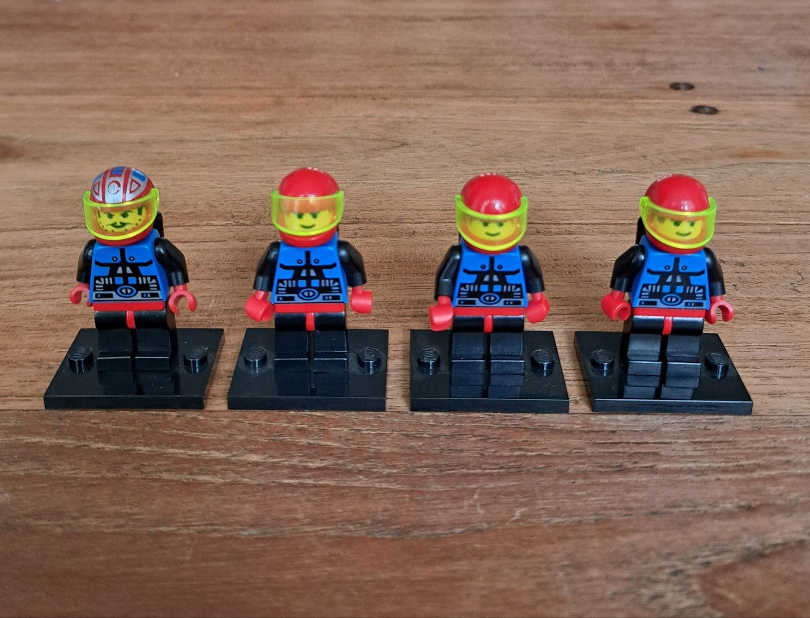 4x Vintage LEGO Space Spyrius Chief Minifiguren (sp040), Kinderen en Baby's, Lego, Ophalen of Verzenden, Zo goed als nieuw, Space