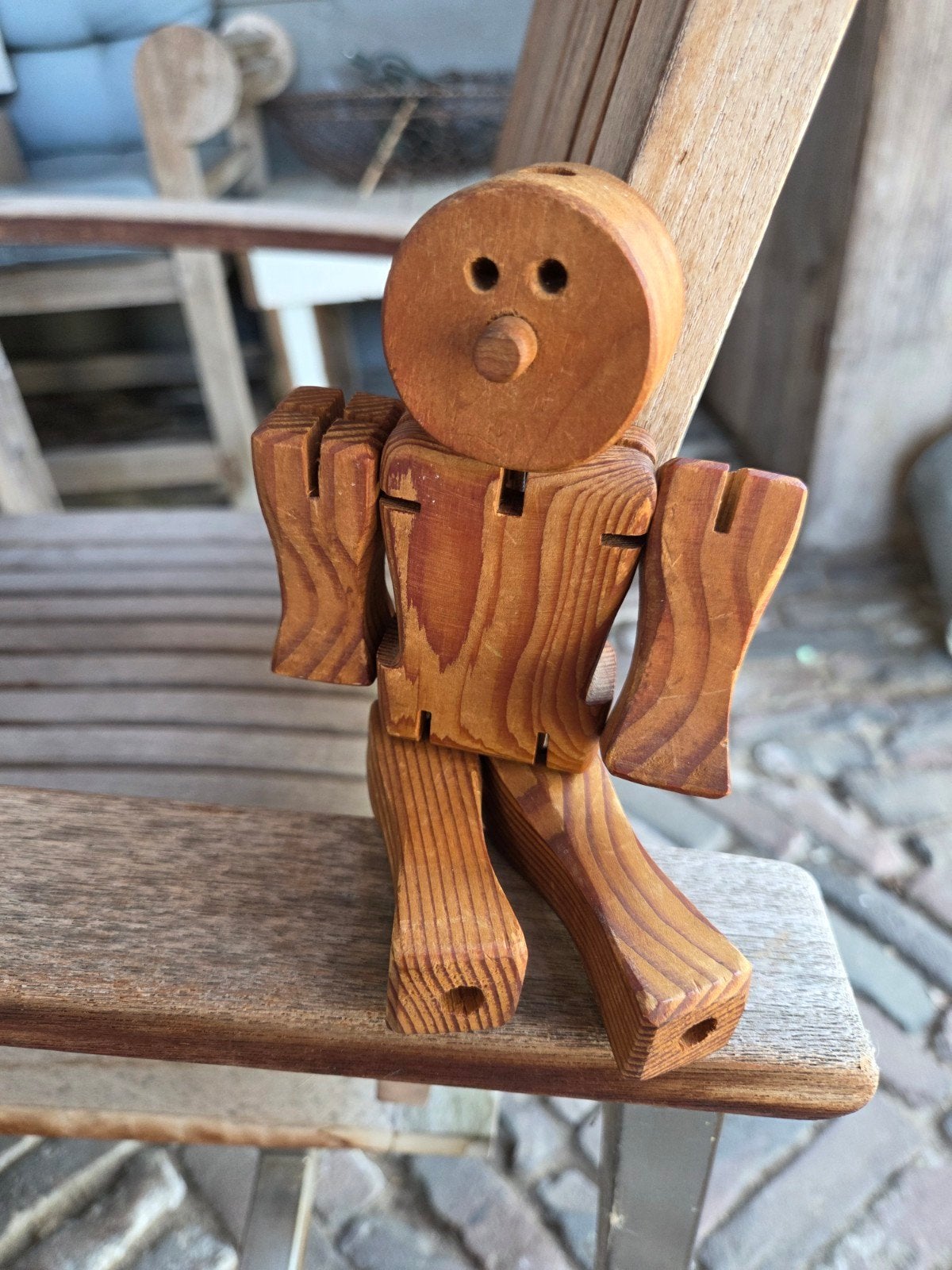 vintage folk art wooden robot, Verzenden