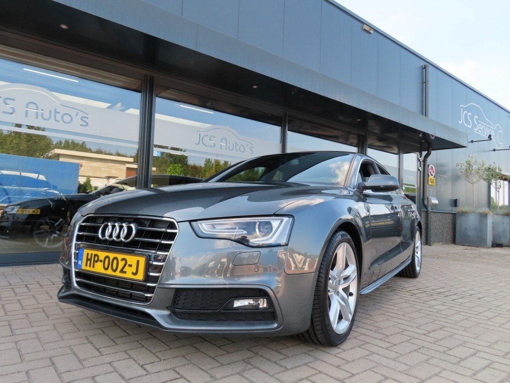 Audi A5 1.8 TFSI Automatic Sport Edition Ecc Acc 2x Pdc 2015, Auto's, Parkeersensor, Gebruikt, Euro 6, 4 cilinders