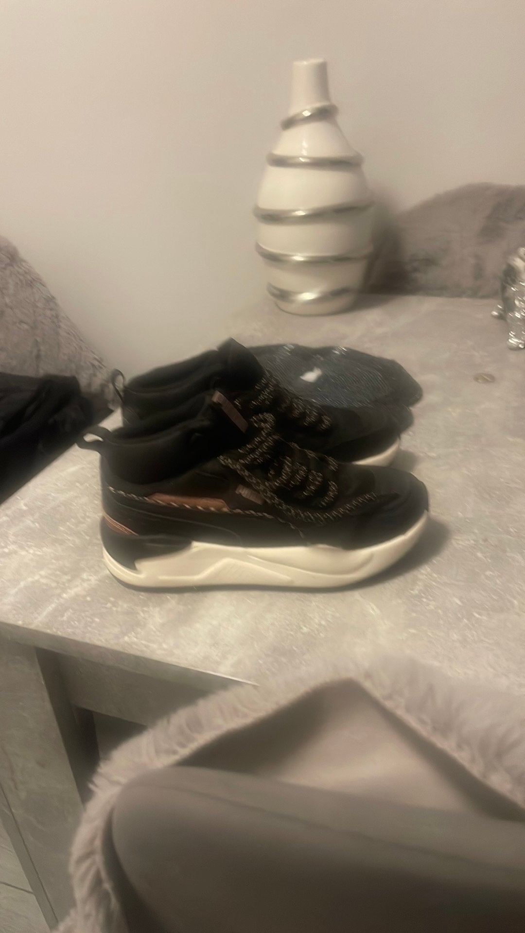 Puma 36, Kleding | Dames, Schoenen, Ophalen of Verzenden, Zo goed als nieuw, Sneakers of Gympen