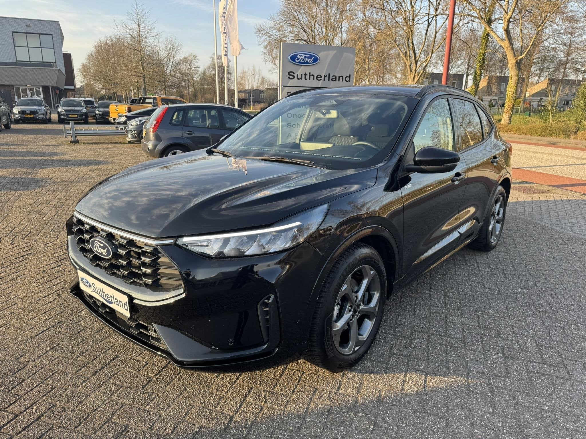 Ford Kuga 2.5 FHEV ST-Line |SCI | 190pk | Winterpack | Achte, Auto's, Stof, Gebruikt, 1589 kg, Zwart