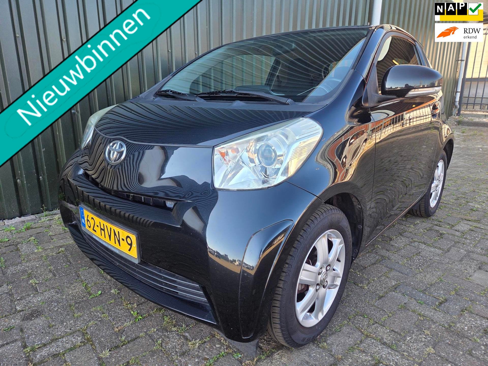 Toyota IQ 1.0 VVTi Comfort 1e eigenaar, Stof, Gebruikt, Zwart, 4 stoelen