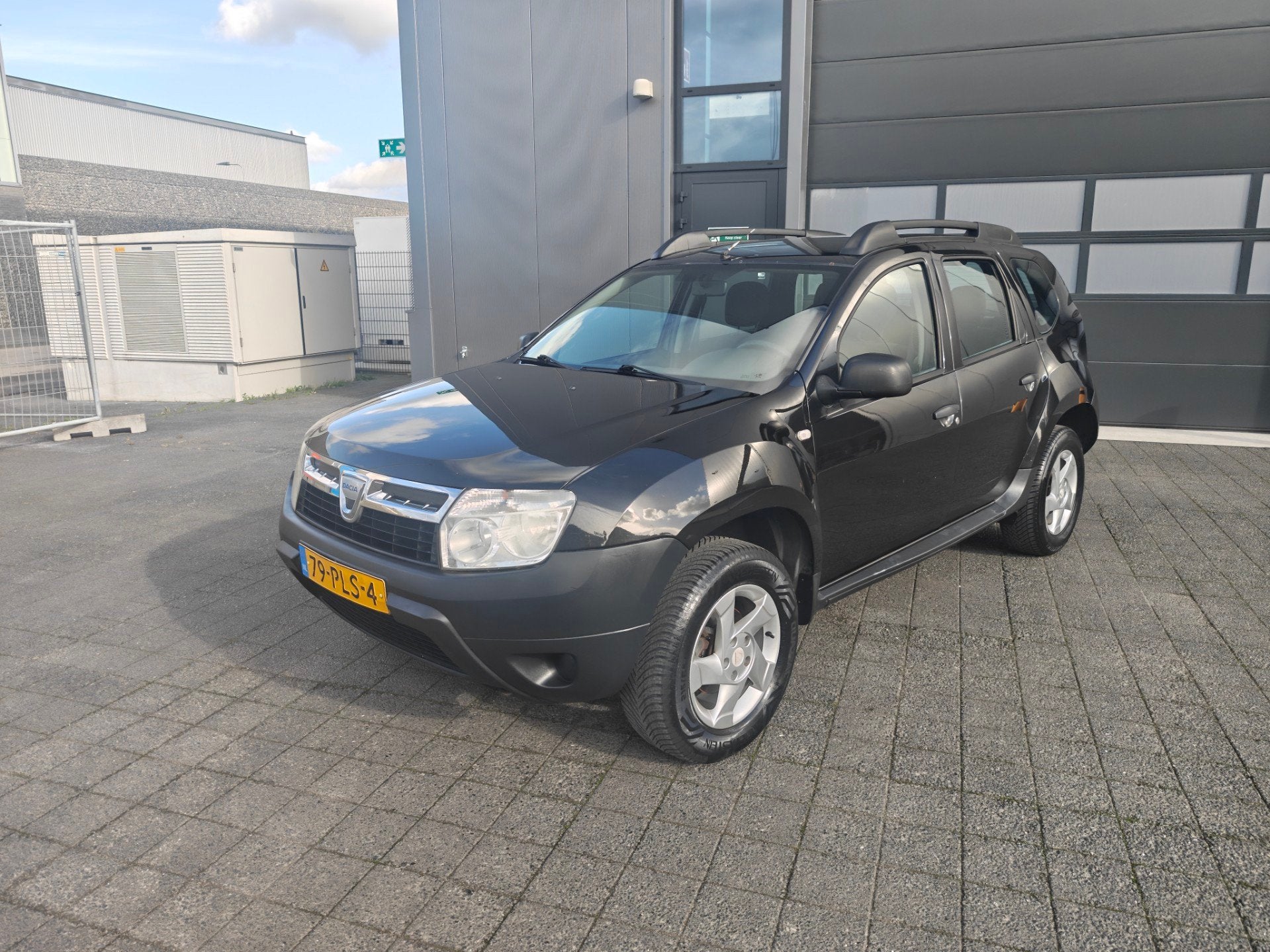 Dacia Duster 1.6 Ambiance 2wd,Airco,Trekhaak,Isofix, Auto's, Voorwielaandrijving, Euro 5, Gebruikt, 4 cilinders