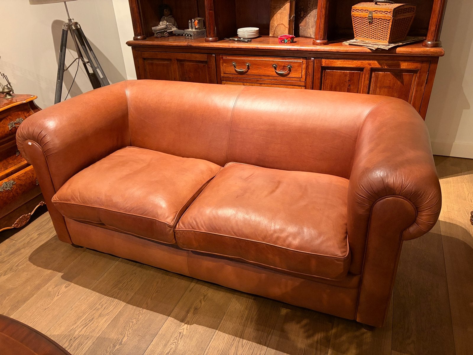 Engelse Leren Chesterfield Bank met Losse Kussens, Ophalen
